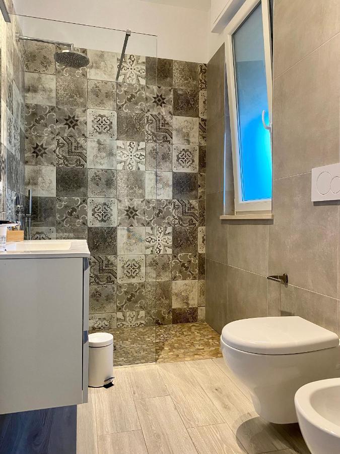 Casa Brina By Home080 - Puglia Mia Apartments โมโนโปลี ภายนอก รูปภาพ