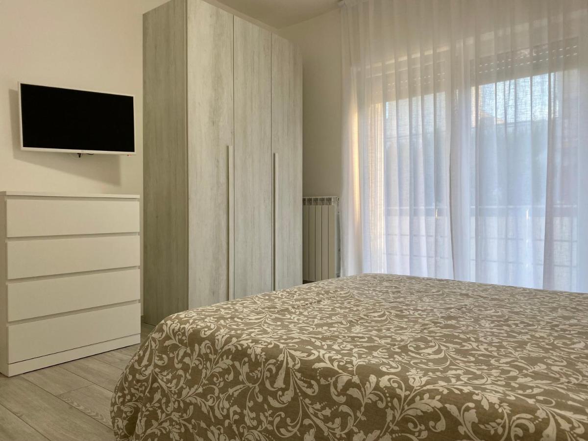 Casa Brina By Home080 - Puglia Mia Apartments โมโนโปลี ภายนอก รูปภาพ